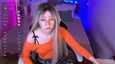 Sofia online show from December 2, 1:55 am