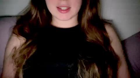 Snapshot of sofinovvak chatting on July 9, 1:42 am Sofi online show from July 9, 1:42 am