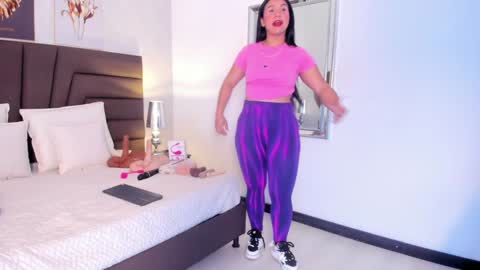      online show from February 8, 11:33 am