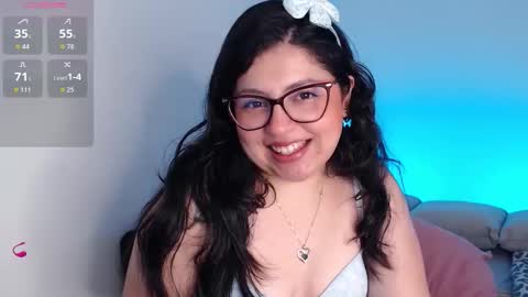 Lau  online show from December 15, 7:18 pm