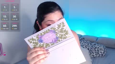 Lau  online show from January 31, 9:24 pm