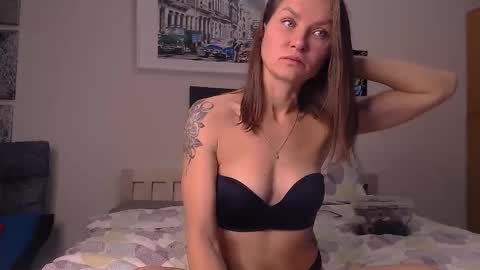 Snapshot of sofiyaruch chatting on October 7, 7:27 am Kaitbrunette and SofiblondeWelcome room Private is Open Make us happy online show from October 7, 7:27 am
