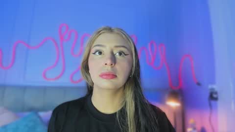 Sofi online show from February 9, 11:47 am