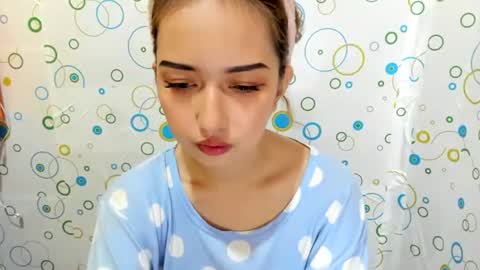 Angel online show from February 3, 3:15 am