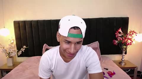 Cam and Amy online show from October 22, 8:19 pm