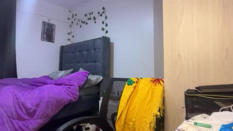 Snapshot of soft_nicole chatting on February 18, 10:39 pm soft_nicole online show from February 18, 10:39 pm