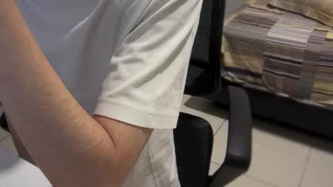 softedge04 online show from April 18, 4:44 pm