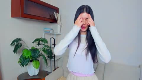 Alice online show from October 14, 7:09 am