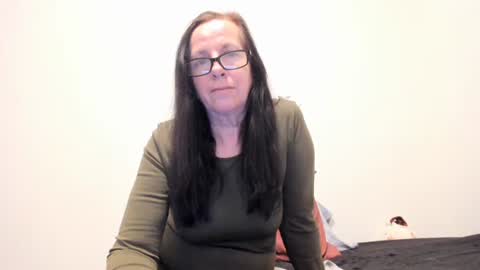 Soft Peach Goddess online show from January 16, 5:33 am