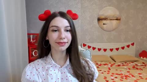 Kelly online show from February 12, 3:51 pm