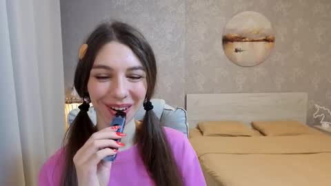 Kelly online show from February 18, 5:20 pm