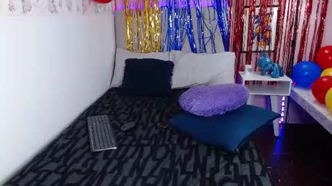 Snapshot of sofy_brm chatting on June 26, 8:24 pm Call me Sofy online show from June 26, 8:24 pm
