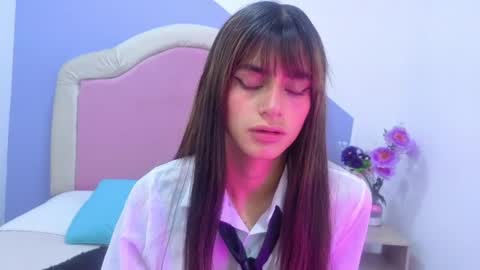 sofy_durand online show from April 14, 12:00 pm