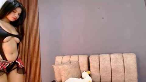 sofy west online show from December 21, 11:23 pm