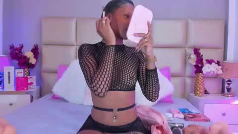   online show from November 28, 3:53 am