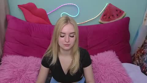 sofysoft online show from November 30, 5:55 am