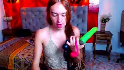 sofyswee online show from October 16, 11:55 am