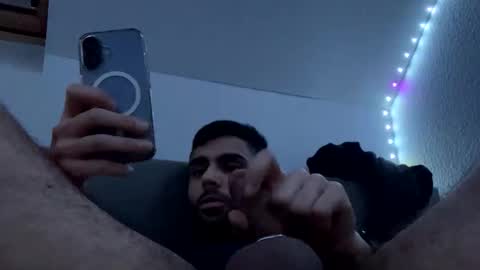 Snapshot of sokah121 chatting on December 18, 3:23 am sokah121 online show from December 18, 3:23 am