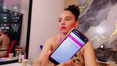 Snapshot of sol__latina chatting on May 27, 12:13 pm Sol Latiana online show from May 27, 12:13 pm