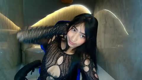 Snapshot of sol__r chatting on May 23, 1:04 pm Sun online show from May 23, 1:04 pm