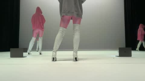 Snapshot of sola_3 chatting on June 18, 9:14 am 0La online show from June 18, 9:14 am