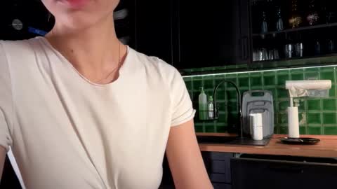 Bella online show from January 16, 4:27 am