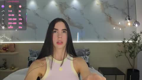 Sol Avelar online show from March 15, 11:33 pm