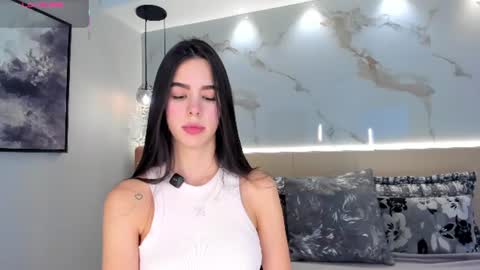 Sol Avelar online show from June 16, 11:07 pm