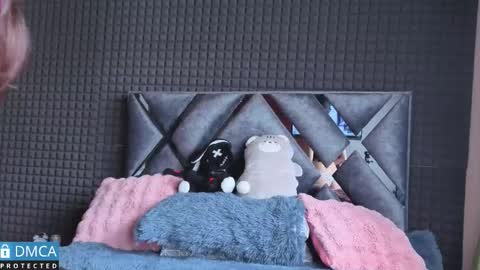 Snapshot of solbeaumont chatting on November 11, 7:36 pm Sol online show from November 11, 7:36 pm