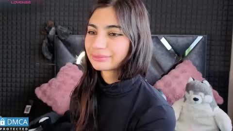 Snapshot of solbeaumont chatting on November 18, 7:18 pm Sol online show from November 18, 7:18 pm