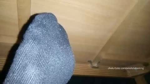 Snapshot of solefetisherking chatting on September 17, 3:08 am solefetisherking online show from September 17, 3:08 am