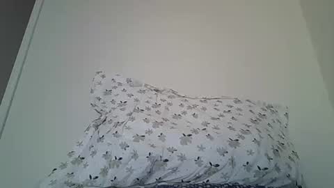 Snapshot of solitcam chatting on February 17, 11:09 pm 100 goals to see more online show from February 17, 11:09 pm