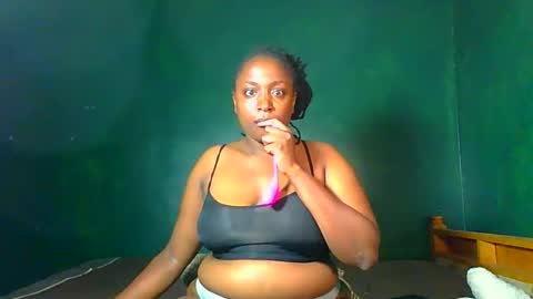 Solly bunny online show from April 12, 11:32 pm