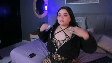 Snapshot of solo_brattdoll chatting on May 13, 12:46 pm solo_brattdoll online show from May 13, 12:46 pm