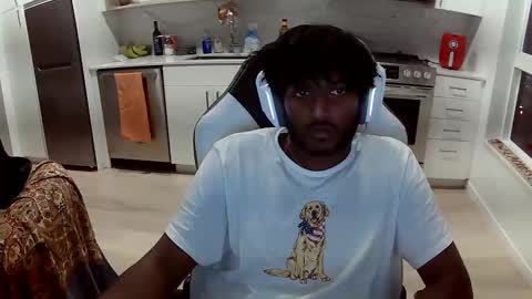 solo online show from January 5, 12:31 am