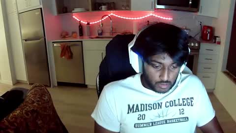 solo online show from January 9, 11:56 pm