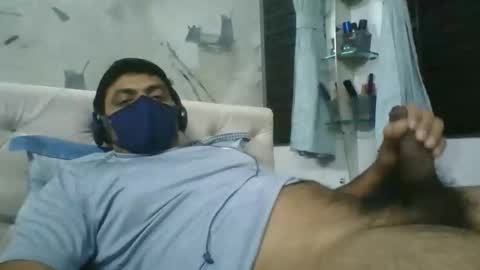 Snapshot of someone_09 chatting on November 11, 5:24 pm Blackbeast123 online show from November 11, 5:24 pm