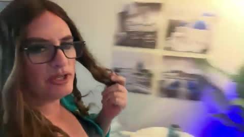 someonespeicial online show from September 14, 1:05 am