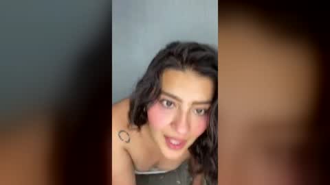 Snapshot of sommerr111 chatting on August 10, 1:42 am sommerr111 online show from August 10, 1:42 am