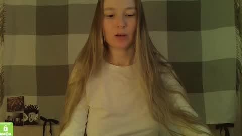 Mary online show from February 3, 11:09 am