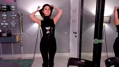 Snapshot of sonia__rose chatting on June 17, 4:08 pm Sonia online show from June 17, 4:08 pm
