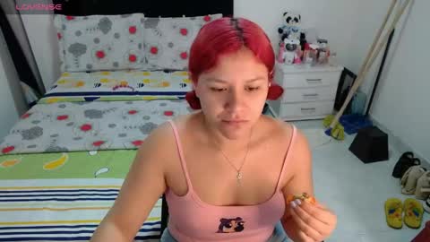 Snapshot of soniafuckboobs chatting on May 12, 12:13 pm soniafuckboobs online show from May 12, 12:13 pm