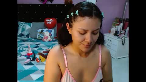 Snapshot of soniahardass chatting on February 26, 12:36 pm soniahardass online show from February 26, 12:36 pm