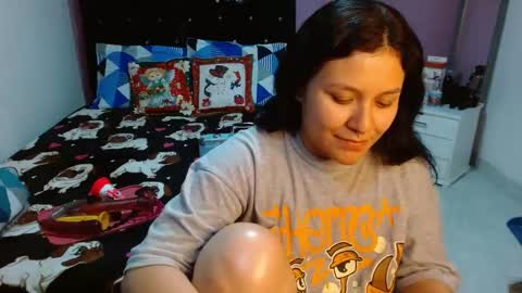 Snapshot of soniaplayass chatting on December 17, 12:23 am soniaplayass online show from December 17, 12:23 am