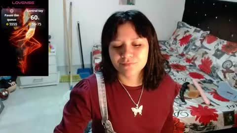 Snapshot of soniaplayass chatting on July 23, 12:25 pm soniaplayass online show from July 23, 12:25 pm
