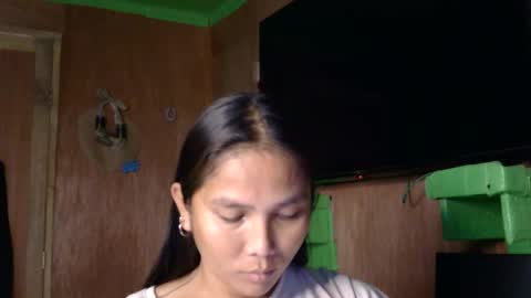 Snapshot of soniarey534 chatting on May 21, 7:48 am soniarey534 online show from May 21, 7:48 am