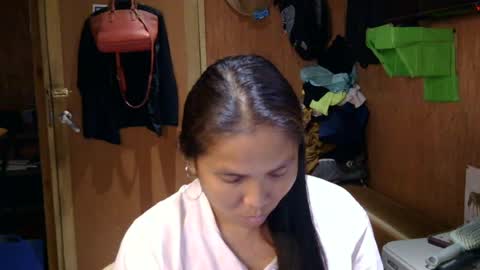 Snapshot of soniarey534 chatting on July 1, 5:56 pm soniarey534 online show from July 1, 5:56 pm