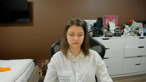 Snapshot of soninex chatting on May 12, 3:31 pm SoniNex online show from May 12, 3:31 pm