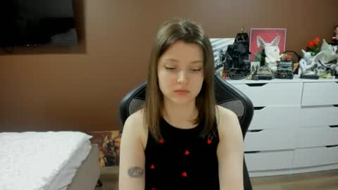 Snapshot of soninex chatting on June 19, 4:11 pm SoniNex online show from June 19, 4:11 pm