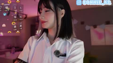 Sonnie online show from September 27, 1:38 pm